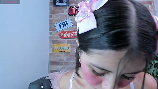 Snapshot of misss_luxury chatting on October 11, 2025, 11:11 am misss luxury online show from October 11, 2025, 11:11 am