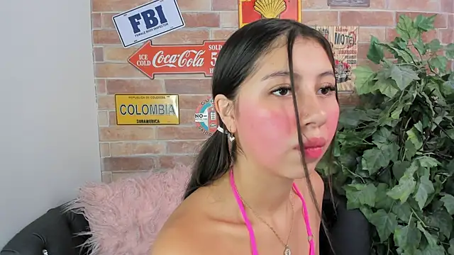 Snapshot of misss_luxury chatting on September 16, 2025, 11:00 am misss luxury online show from September 16, 2025, 11:00 am