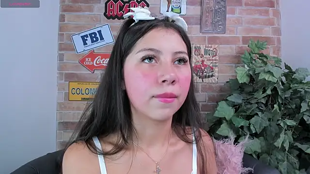 Snapshot of misss_luxury chatting on October 18, 2025, 11:12 am misss luxury online show from October 18, 2025, 11:12 am