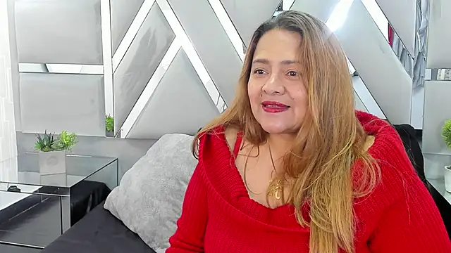Snapshot of MonzerratBoyer chatting on April 18, 2026, 7:07 pm MonzerratBoyer online show from April 18, 2026, 7:07 pm