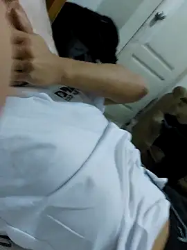 Snapshot of luislimafuego chatting on September 11, 2025, 6:13 am luislimafuego online show from September 11, 2025, 6:13 am