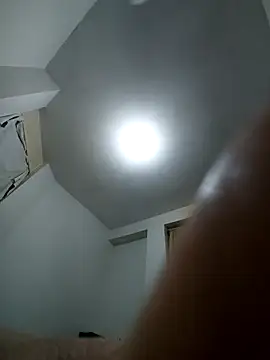 Snapshot of luislimafuego chatting on October 9, 2025, 10:10 pm luislimafuego online show from October 9, 2025, 10:10 pm