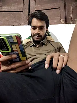 yashuuuu021 online show from September 17, 2025, 6:21 pm