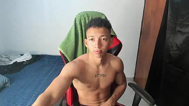 Snapshot of JuanchiT66 chatting on February 13, 2026, 5:07 am JuanchiT66 online show from February 13, 2026, 5:07 am