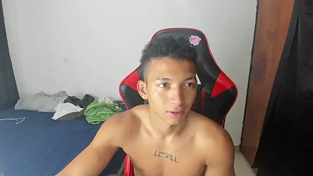 Snapshot of JuanchiT66 chatting on March 23, 2026, 1:17 am JuanchiT66 online show from March 23, 2026, 1:17 am