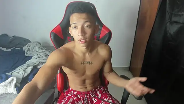 Snapshot of JuanchiT66 chatting on April 1, 2026, 2:14 pm JuanchiT66 online show from April 1, 2026, 2:14 pm