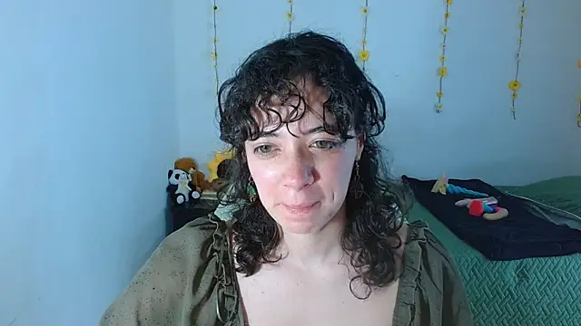 sajecrismaa online show from February 23, 2026, 9:26 pm