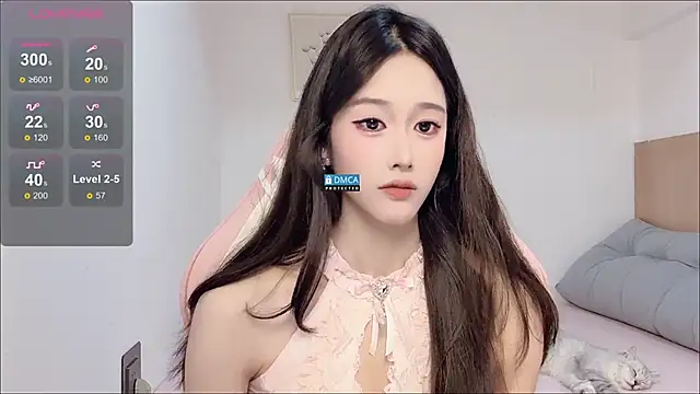 Snapshot of R_R6 chatting on September 29, 2025, 2:55 pm R R6 online show from September 29, 2025, 2:55 pm