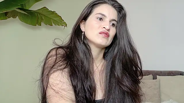 Snapshot of lizdevine chatting on November 1, 2025, 3:06 pm lizdevine online show from November 1, 2025, 3:06 pm