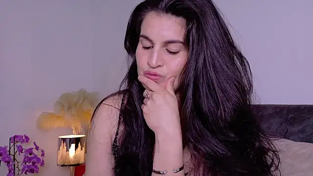 Snapshot of lizdevine chatting on September 10, 2025, 4:17 pm lizdevine online show from September 10, 2025, 4:17 pm