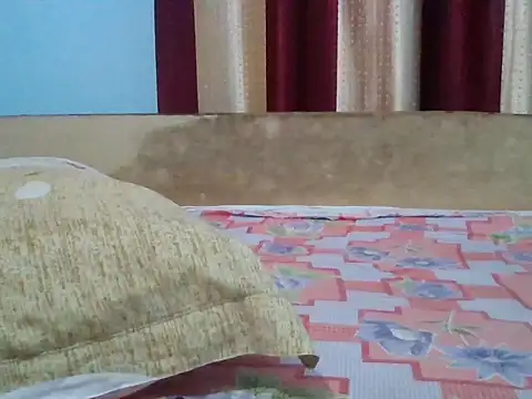 Snapshot of creativecommin chatting on September 10, 2025, 10:36 am creativecommin online show from September 10, 2025, 10:36 am