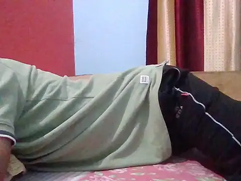 Snapshot of creativecommin chatting on October 21, 2025, 7:13 pm creativecommin online show from October 21, 2025, 7:13 pm