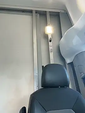 imooLoov online show from January 7, 2026, 2:22 pm