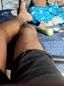 whitelady15 online show from December 4, 2025, 9:08 am