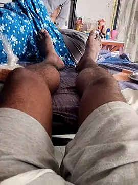 whitelady15 online show from November 14, 2025, 5:33 am