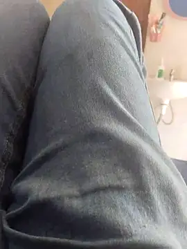 whitelady15 online show from November 9, 2025, 8:07 am