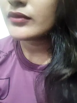 Snapshot of Cute_pinkii chatting on November 9, 2025, 7:40 pm Cute pinkii online show from November 9, 2025, 7:40 pm