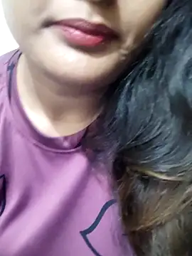 Snapshot of Cute_pinkii chatting on November 20, 2025, 7:58 pm Cute pinkii online show from November 20, 2025, 7:58 pm