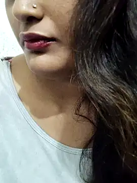 Snapshot of Cute_pinkii chatting on November 23, 2025, 8:30 pm Cute pinkii online show from November 23, 2025, 8:30 pm