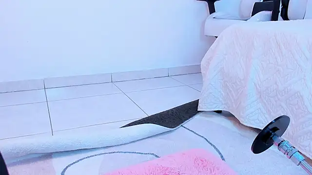 Nina sweetz12 online show from November 13, 2025, 5:50 pm