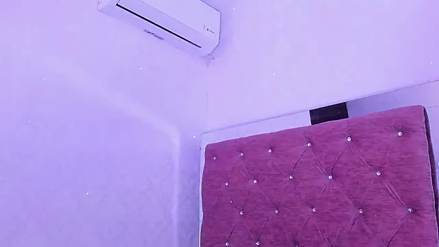 JulianaCarter online show from February 23, 2026, 7:47 pm