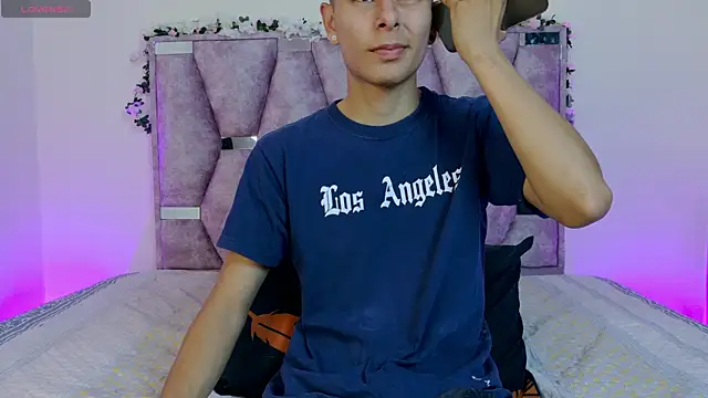 Snapshot of lana_and_liam_ chatting on October 27, 2025, 10:38 am lana and liam online show from October 27, 2025, 10:38 am