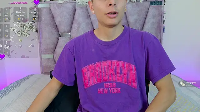 Snapshot of lana_and_liam_ chatting on November 5, 2025, 10:40 am lana and liam online show from November 5, 2025, 10:40 am