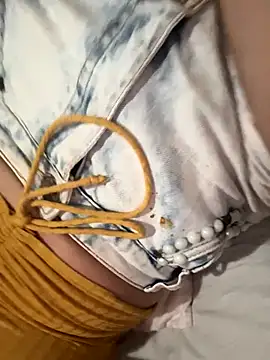 Snapshot of MaluLemos chatting on September 12, 2025, 6:18 pm MaluLemos online show from September 12, 2025, 6:18 pm