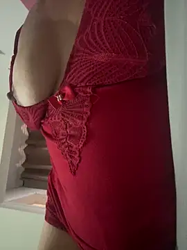 Snapshot of MaluLemos chatting on October 8, 2025, 1:01 pm MaluLemos online show from October 8, 2025, 1:01 pm