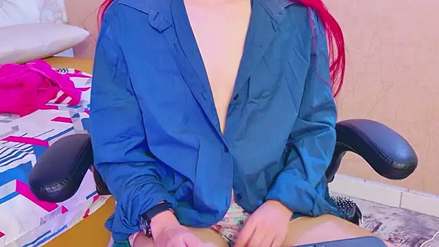 michaelmistress online show from December 5, 2025, 11:20 am