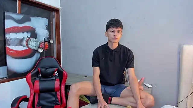 Snapshot of stephane_rouss chatting on September 28, 2025, 8:05 pm stephane rouss online show from September 28, 2025, 8:05 pm