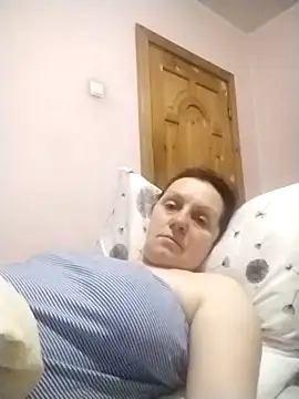 Snapshot of KimmyAghora chatting on December 15, 2025, 6:36 pm KimmyAghora online show from December 15, 2025, 6:36 pm