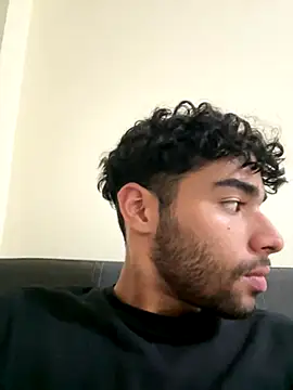 Snapshot of RaphaelDufort chatting on November 25, 2025, 11:05 pm RaphaelDufort online show from November 25, 2025, 11:05 pm