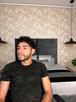 Snapshot of RaphaelDufort chatting on November 8, 2025, 11:52 pm RaphaelDufort online show from November 8, 2025, 11:52 pm