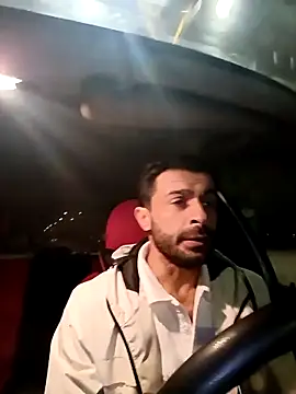 Snapshot of alex10alexx chatting on December 14, 2025, 10:37 pm alex10alexx online show from December 14, 2025, 10:37 pm