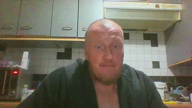 Snapshot of Redraket3600genk chatting on October 16, 2025, 10:51 pm Redraket3600genk online show from October 16, 2025, 10:51 pm