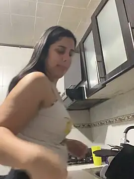 Electraweb 09 online show from February 9, 2026, 1:53 pm