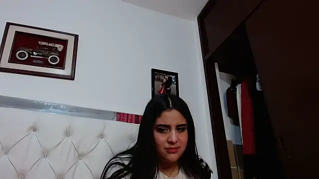 Electraweb 09 online show from February 18, 2026, 4:47 pm