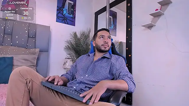 Edahi1386 online show from September 21, 2025, 1:38 pm