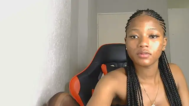 Snapshot of Ballenciaa chatting on December 18, 2025, 5:28 pm Ballenciaa online show from December 18, 2025, 5:28 pm