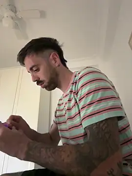 Snapshot of marc944 chatting on December 1, 2025, 11:38 pm marc944 online show from December 1, 2025, 11:38 pm