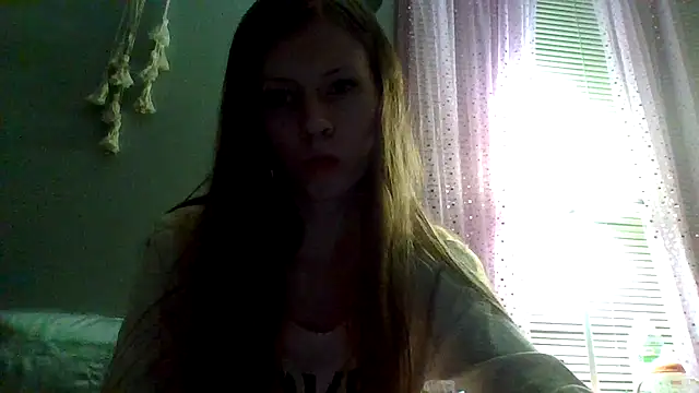 Snapshot of sarah2007 chatting on December 16, 2025, 12:59 am sarah2007 online show from December 16, 2025, 12:59 am