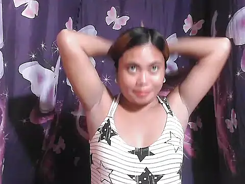 Snapshot of Hot_Samantha4u chatting on July 8, 2026, 7:42 am Hot Samantha4u online show from July 8, 2026, 7:42 am