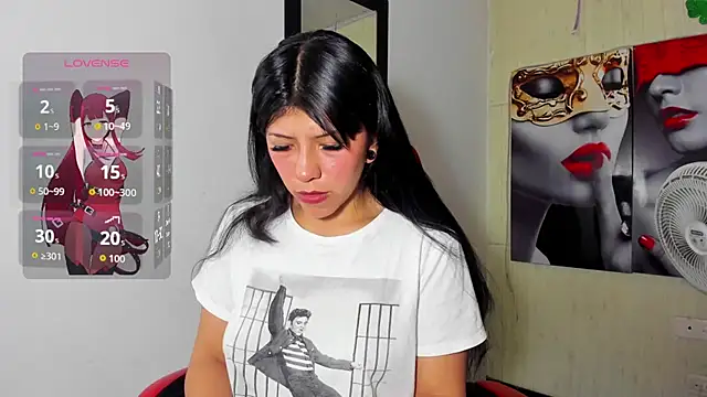 Snapshot of Raven_Rouge_ chatting on September 18, 2025, 4:59 am Raven Rouge online show from September 18, 2025, 4:59 am