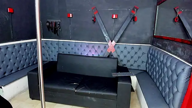 Stephy  online show from December 23, 2025, 6:02 am