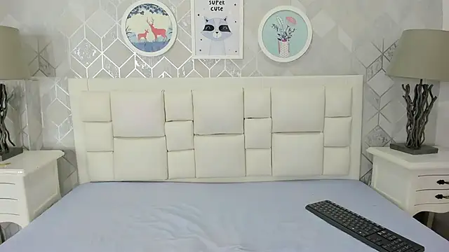 naia cox online show from January 8, 2026, 3:34 am