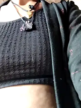 Hot-ilaiy online show from December 2, 2025, 11:01 am