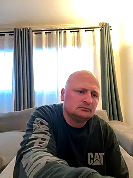 Snapshot of Attila120 chatting on November 21, 2025, 7:40 am Attila120 online show from November 21, 2025, 7:40 am