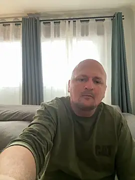 Snapshot of Attila120 chatting on November 16, 2025, 9:03 am Attila120 online show from November 16, 2025, 9:03 am