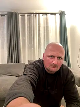 Snapshot of Attila120 chatting on November 13, 2025, 12:58 am Attila120 online show from November 13, 2025, 12:58 am